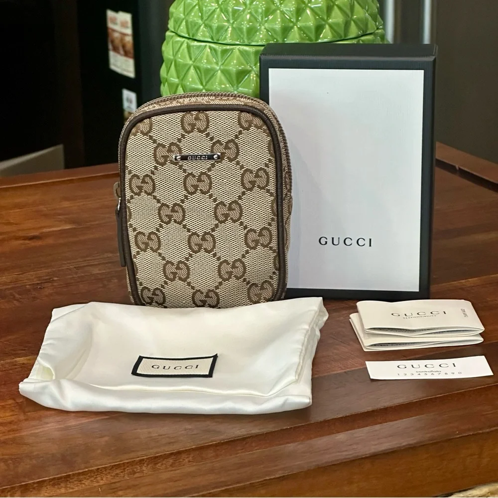 Gucci Mini Bag / Pouch GG Never Used - Picture 1 of 11